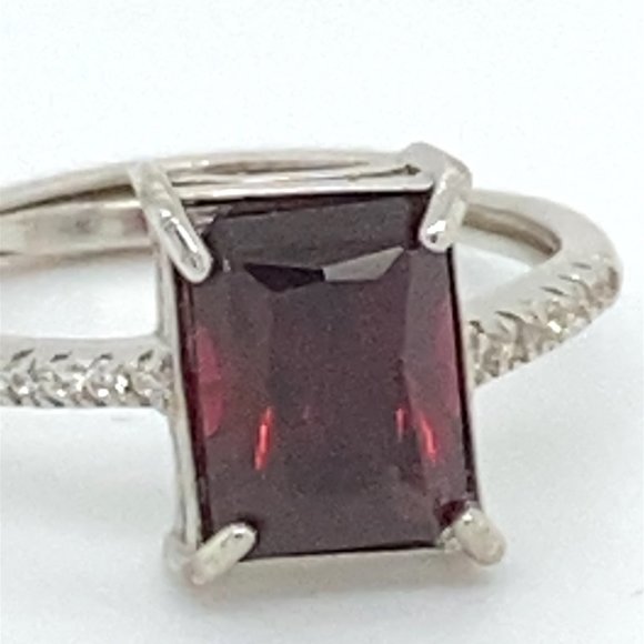 Pyrope Garnet 2.50ct Platinum Finish Solid 925 Sterling Silver Ring - Picture 7 of 7